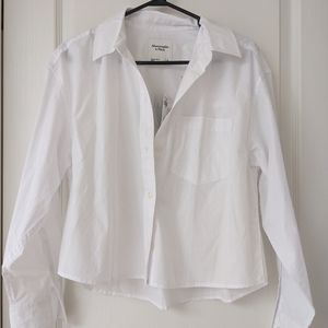 NWT Abercrombie Cropped Poplin Button Up Shirt